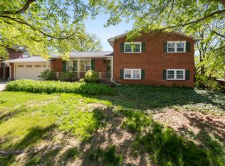 1316 Wood Hill Rd, Columbia, MO 65203