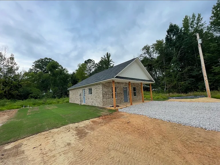 7720 Van Buren Rd — Photo 2