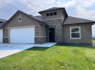 8816 Kail Dr, Yakima, WA 98908