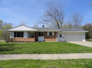 2818 Chatham Rd, Lansing, MI 48910