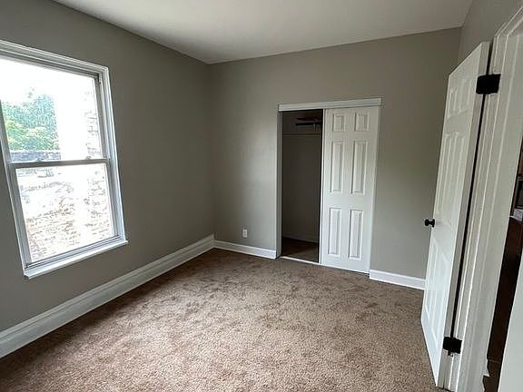2nd image of 5466 W Cortez St #3