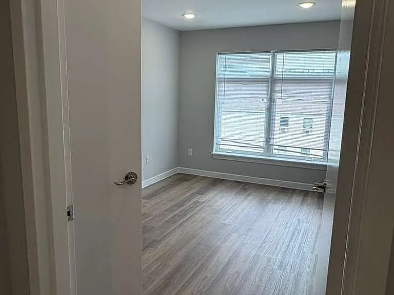 204 Rosa Parks Blvd #2 — Photo 7