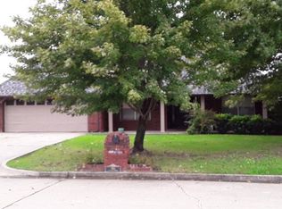 501 Valhalla Dr, Muskogee, OK 74403