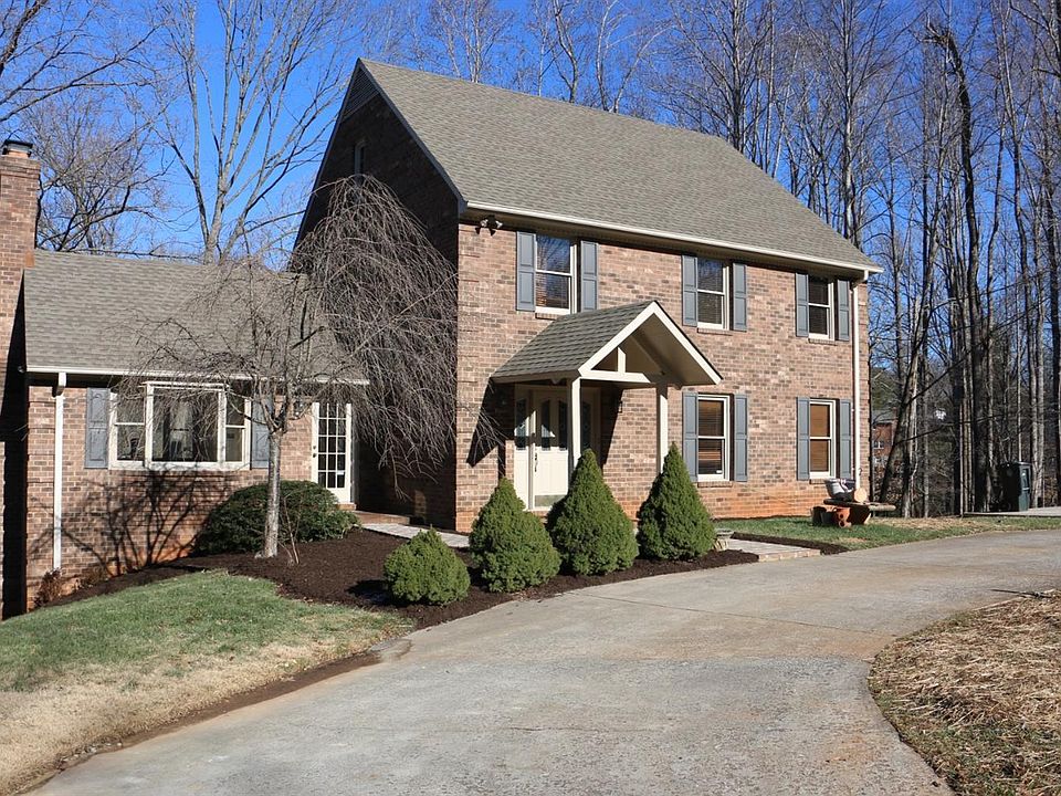 1st image of 3525 Gregory Ln
