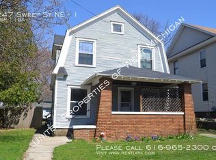 247 Sweet St NE #1, Grand Rapids, MI 49505