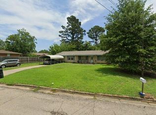 1206 Fisher St, Sulphur Springs, TX 75482