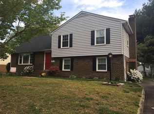 9339 Locust Ln, Mechanicsville, VA 23116