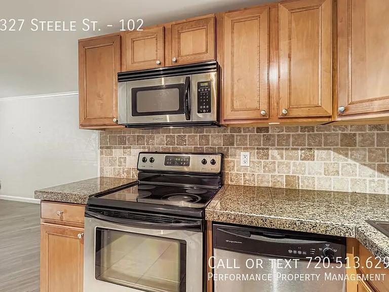 1327 Steele St #102 — Photo 8