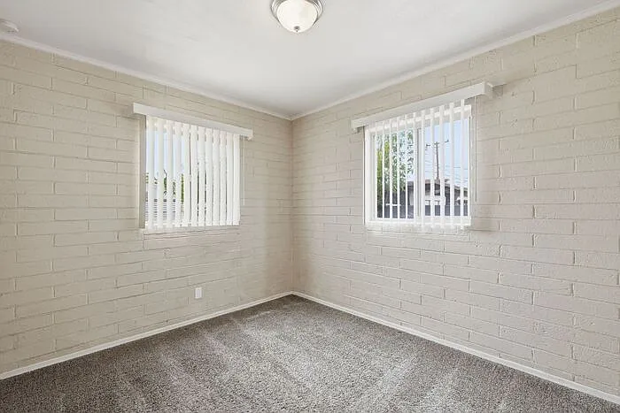 2520 E Cameron Vis — Photo 10