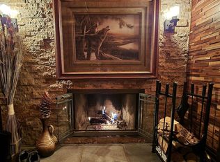 1960 Willow Dr, Running Springs, CA 92382