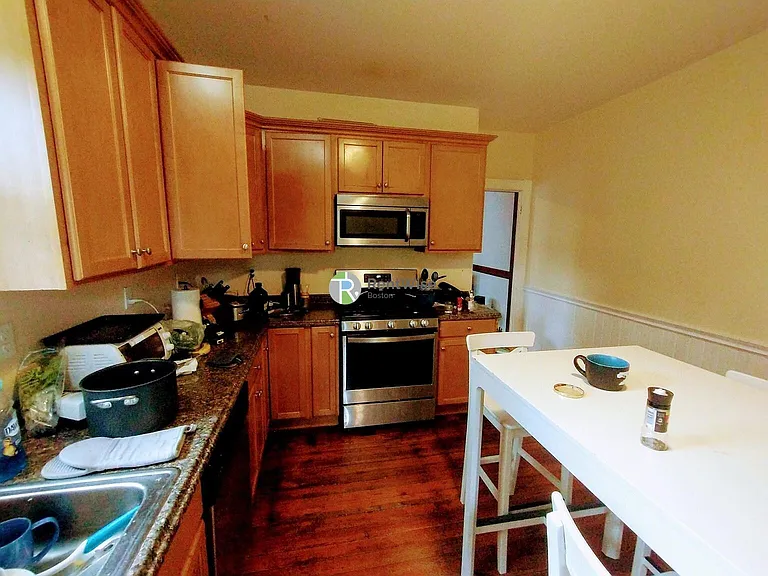 89 Winthrop St #2 — Photo 17