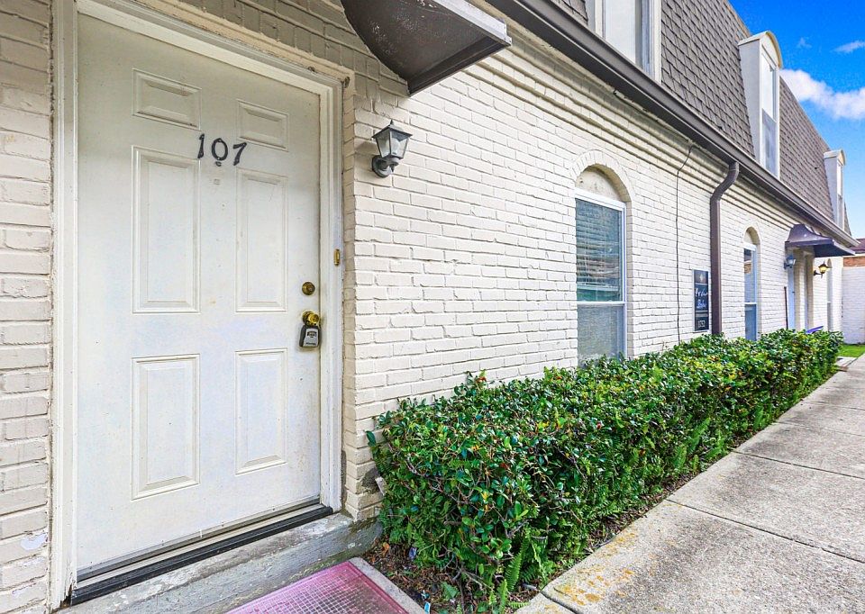 1st image of 1752 Newport Pl #107