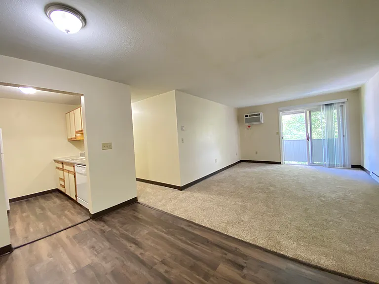 Sunset Ridge Apartments — Photo 72