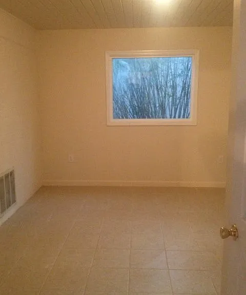 3966 Bess Rd — Photo 4