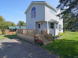 2701 Youngstown Lockport Rd, Ransomville, NY 14131