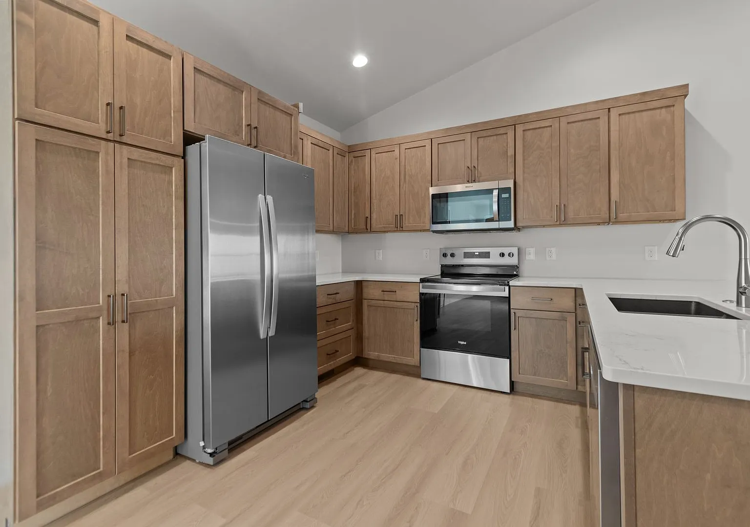 Brand-New 3 Bedroom, 3 Bath Duplex in Greenville, WI — Photo 2
