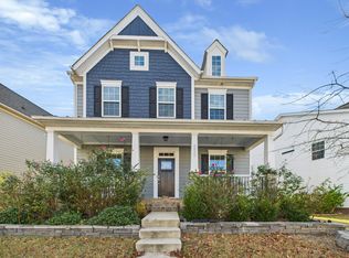 6064 Cloverdale Dr, Tega Cay, SC 29708