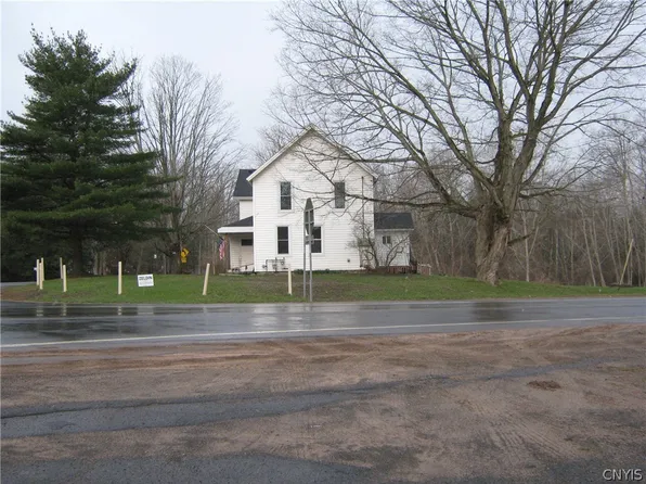 1031 County Route 12, Pennellville, NY 13132