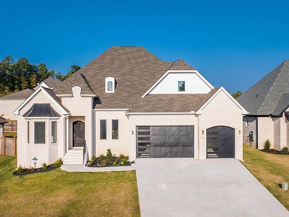2nd image of 153 Caurel Cir