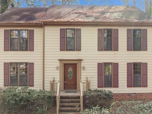 8404 Sleepy Creek Dr, Raleigh, NC 27613