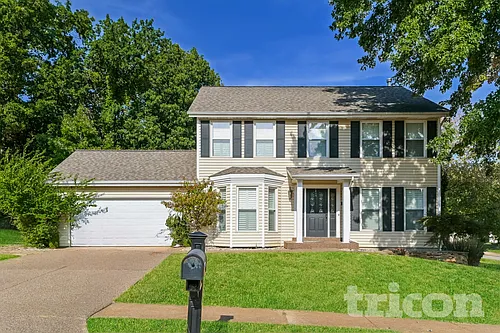 1502 Rosewood Terrace Dr Photo 1