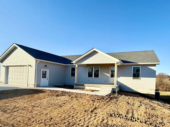 106 Creek Side Dr, Heltonville, IN 47436