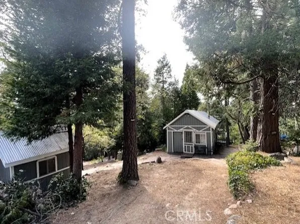23752 Inspiration Rd, Crestline, CA 92325