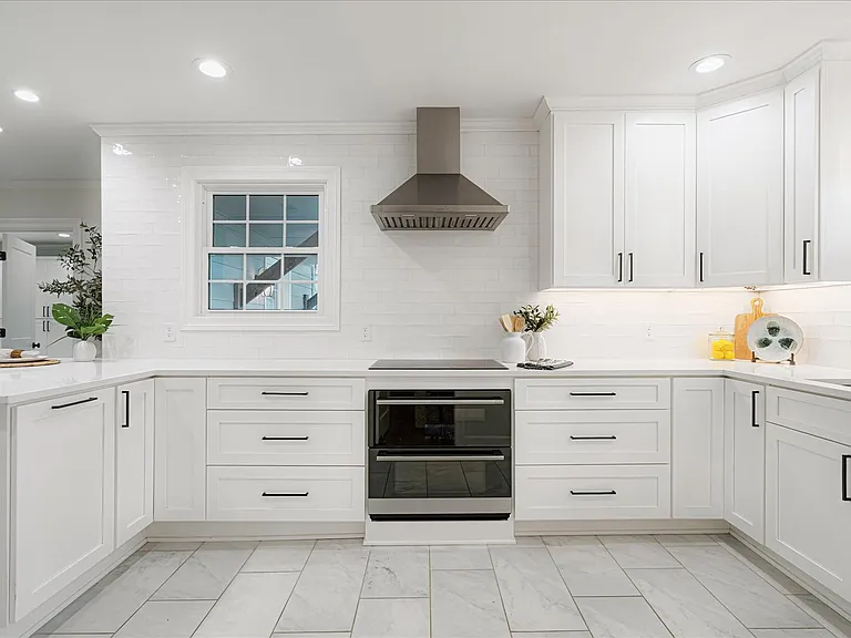 4525 Sequoia Rd — Photo 14
