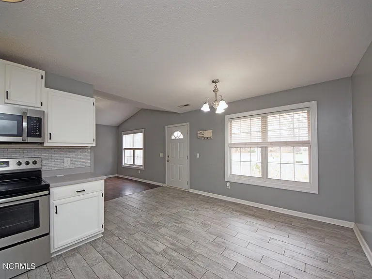 223 Summersill School Rd — Photo 9