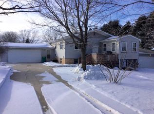 2301 Bridge Ave, Albert Lea, MN 56007