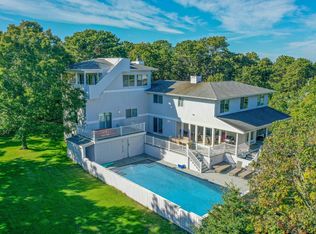 113 Highland Rd, Southampton, NY 11968