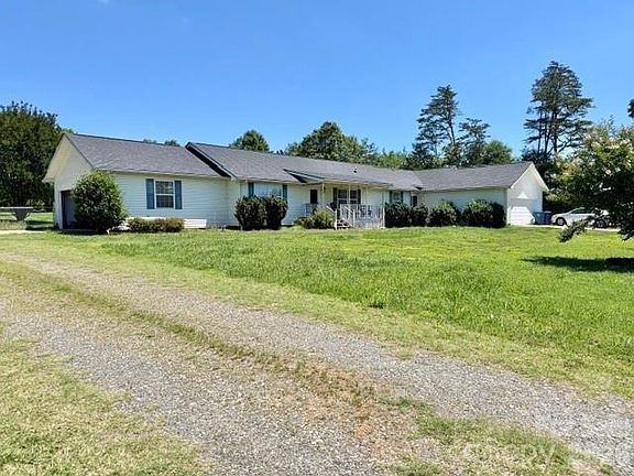 2nd image of 4084 Carpenters Cove Rd