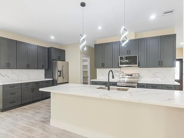 327 Road 5840 — Photo 13