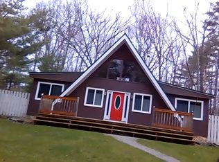 102 Beaver Ct, Dingmans Ferry, PA 18328