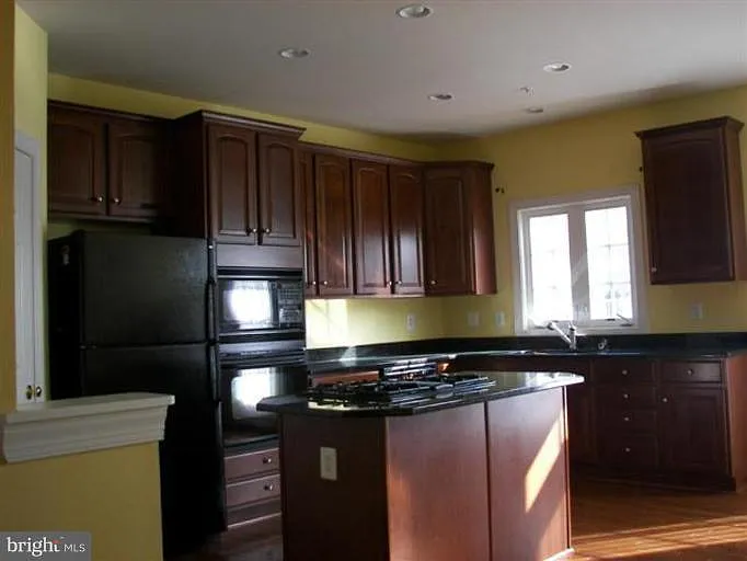 13206 Dutrow Dr photo 1