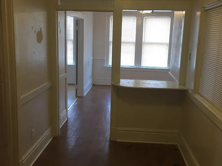 102 W Pine St #A — Photo 9