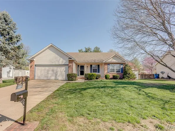 3225 Millbrook Dr, Shiloh, IL 62221