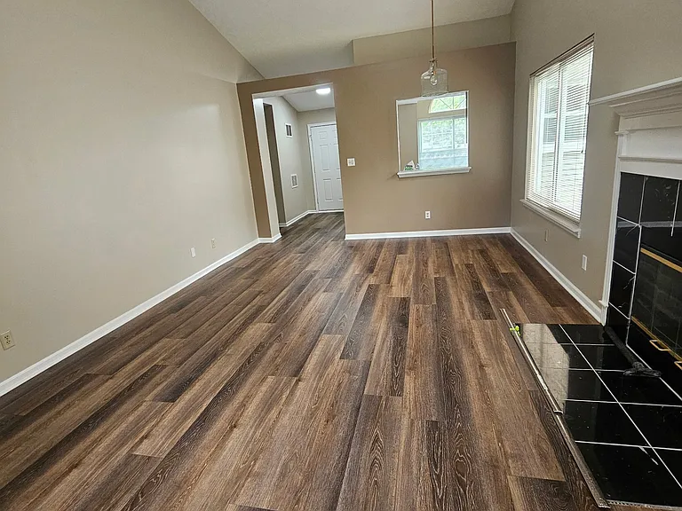 3122 Village Park North Dr — Photo 6