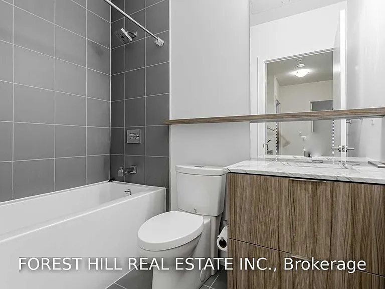 6 Parkwood Ave #Townhouse 102 — Photo 25