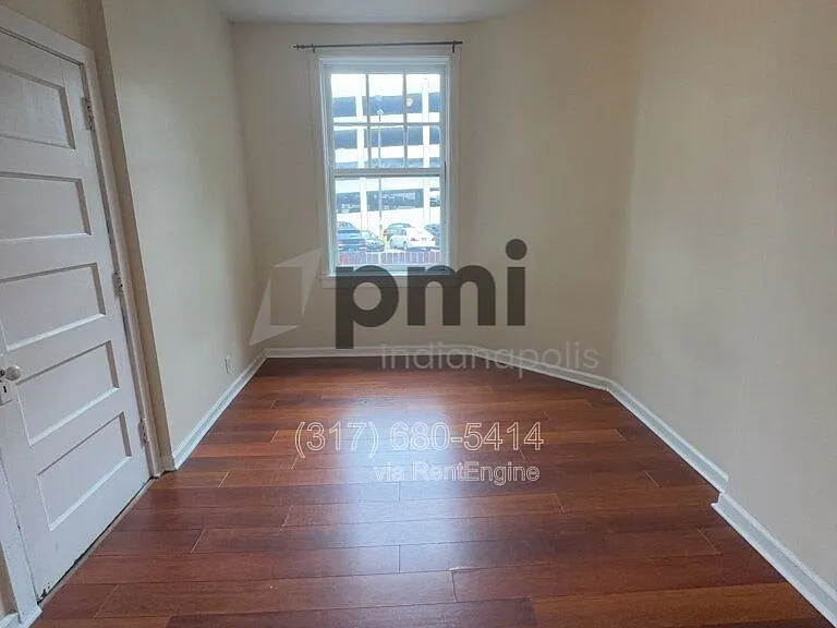 Indy Downtown Colonial Apartments — Photo 26