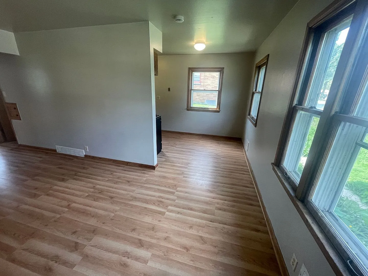 1635 W Bolivar Ave - 4 Unit — Photo 1