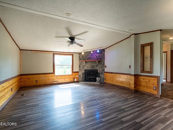 4th image of 852 Seabrook St