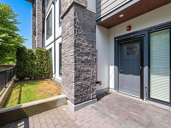 5th image of 15351 101st Ave #116