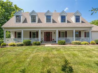13 Bridal Oak Ln, O'Fallon, MO 63366