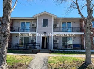 24 Wenbelle Dr APT 402, Bucksport, ME 04416
