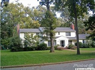 7 Markwood Ln, Rumson, NJ 07760