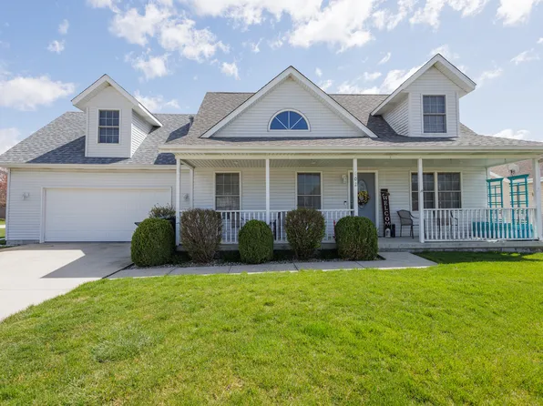 602 Suzanne Ave, Bradley, IL 60915