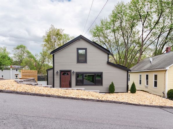 51-53 Camden St, Dracut, MA 01826