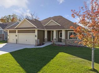 2374 Jennifer Ln, Shakopee, MN 55379