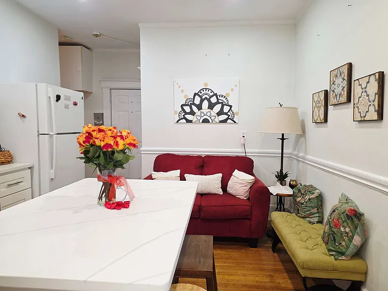 1258 Commonwealth Ave — Photo 12
